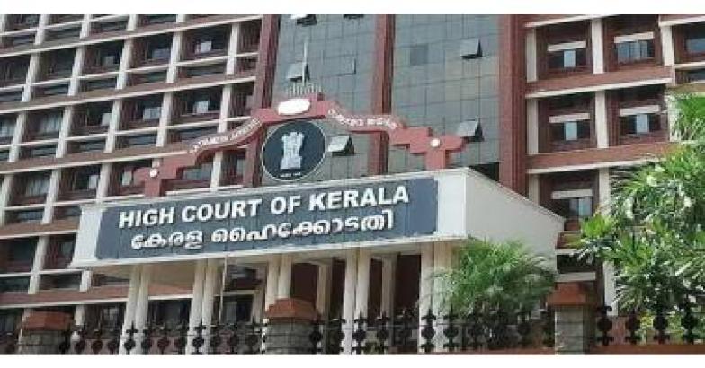 കൃഷി വകുപ്പ് പ്രിന്‍സിപ്പല്‍ സെക്രട്ടറി ബി അശോകിന്റെ സ്ഥാനമാറ്റം; സര്‍ക്കാര്‍ ഹൈക്കോടതിയില്‍