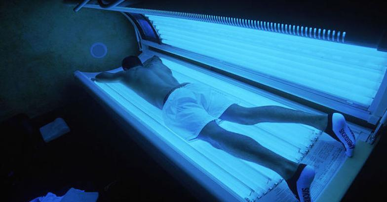 കൗമാരക്കാരുടെ ടാനിംഗ് ബെഡ് ഉപയോഗം: നിയന്ത്രണ നീക്കത്തിൽ നിന്ന് പിൻവാങ്ങി എഫ്ഡിഎ