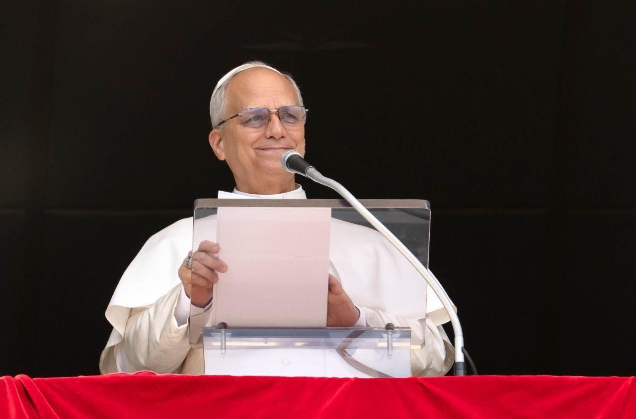 വാക്കുകളിലൂടെ മാത്രമല്ല, ജീവിതം കൊണ്ടും വിശ്വാസം പ്രഘോഷിക്കുക: ലിയോ പതിനാലാമൻ പാപ്പാ