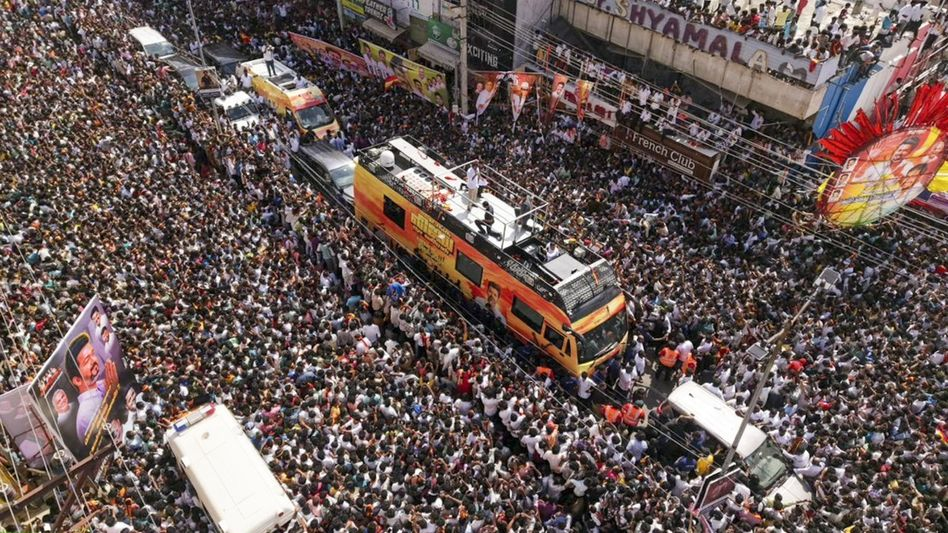 കരൂർ ദുരന്തത്തിൽ മരണസംഖ്യ 39 ആയി: 51 പേർ തീവ്രപരിചരണത്തിൽ; അന്വേഷണം പ്രഖ്യാപിച്ച് സ്റ്റാലിൻ