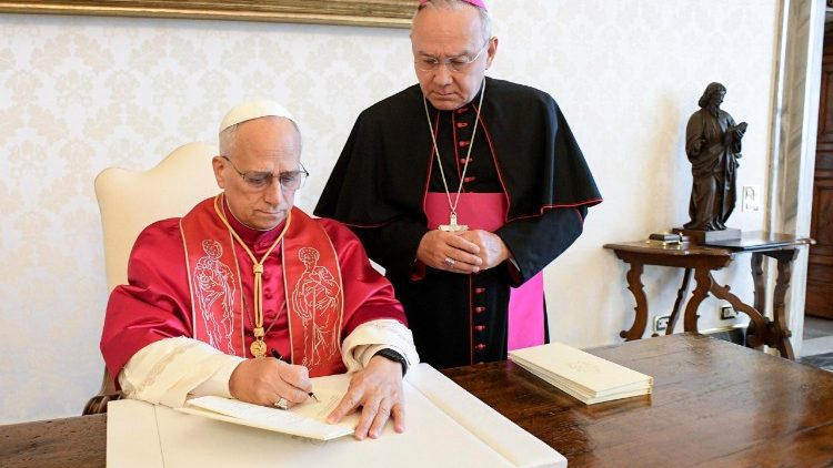 “ദിലേക്സി തേ” ലിയൊ പതിനാലാമൻ പാപ്പായുടെ പ്രഥമ അപ്പോസ്തോലിക പ്രബോധനം