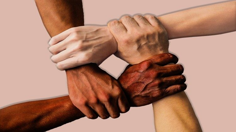 പാപ്പാ:വൈവിധ്യം വിഘാതമല്ല, ഐക്യം കെട്ടിപ്പടുക്കാനുള്ള ക്ഷണം