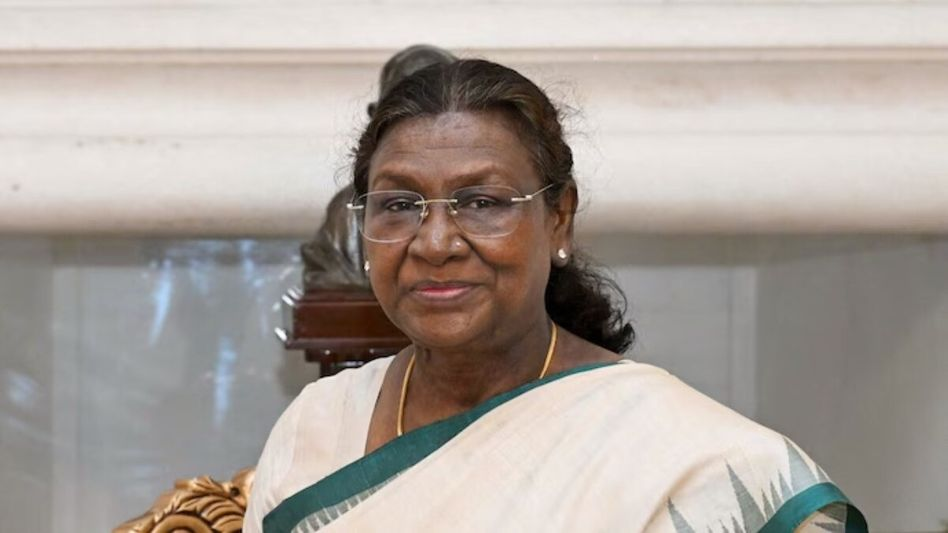  രാഷ്ട്രപതി ദ്രൗപദി മുർമു നാല് ദിവസത്തെ സന്ദർശനത്തിനായി കേരളത്തിൽ എത്തും; സുരക്ഷാ ക്രമീകരണങ്ങൾ ശക്തം