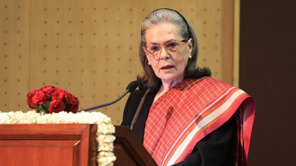 'തൊഴിലുറപ്പ് പദ്ധതിയെ കേന്ദ്രം അട്ടിമറിച്ചു'; പോരാടുമെന്ന് സോണിയ ഗാന്ധി