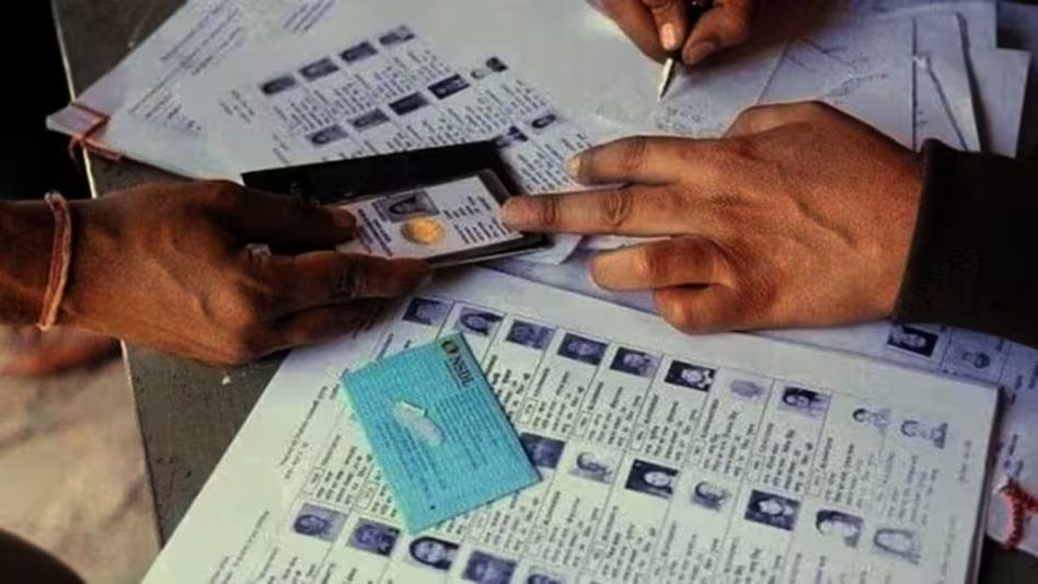 പുതുച്ചേരി, ഗോവ, ബംഗാൾ, രാജസ്ഥാൻ തുടങ്ങിയ സംസ്ഥാനങ്ങളിൽ എസ്‌ഐആർ സമർപ്പിക്കാനുള്ള സമയപരിധി തിരഞ്ഞെടുപ്പ് കമ്മീഷൻ നീട്ടിവച്ചു