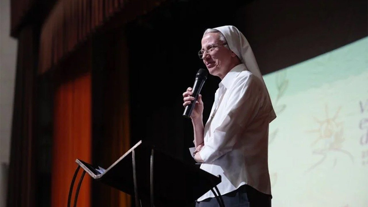 Pope appoints Sister Simona Brambilla a Member of the Dicastery for Bishops