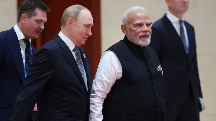വിതരണ പ്രതിസന്ധിക്ക് ആശ്വാസം; ഇന്ത്യയിലേക്ക് റഷ്യ 9.5 മില്യൺ ബാരൽ എണ്ണ അയക്കും