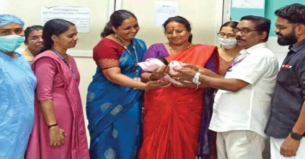 ഒടുവിൽ 'കുഞ്ഞ് വേണം'; പ്രസവിച്ച് ജനലിലൂടെ എറിഞ്ഞ 19-കാരിക്ക് മനംമാറ്റം