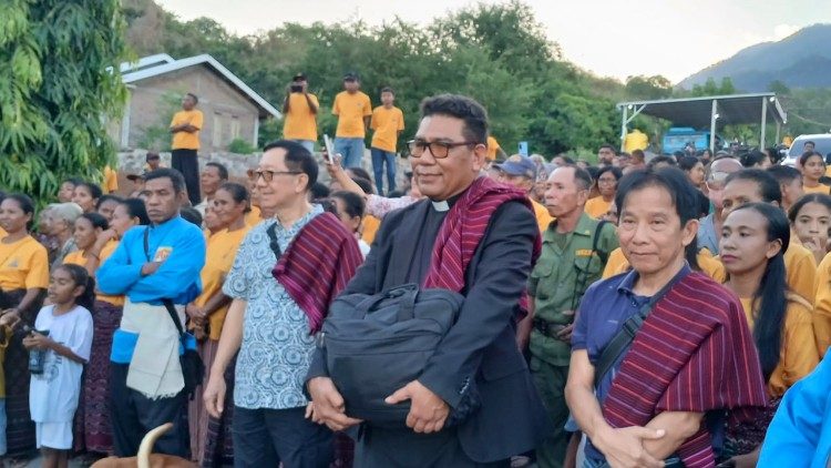 Two relics from Saint Peter's Basilica arrive in East Flores, Indonesia