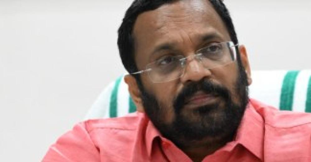 ഹെലികോപ്റ്റർ യാത്രയിൽ സർക്കാരിന് ഇരട്ടനിലപാട്; മുഖ്യമന്ത്രിയെയും സർക്കാരിനെയും വിമർശിച്ച് കെ. രാജൻ